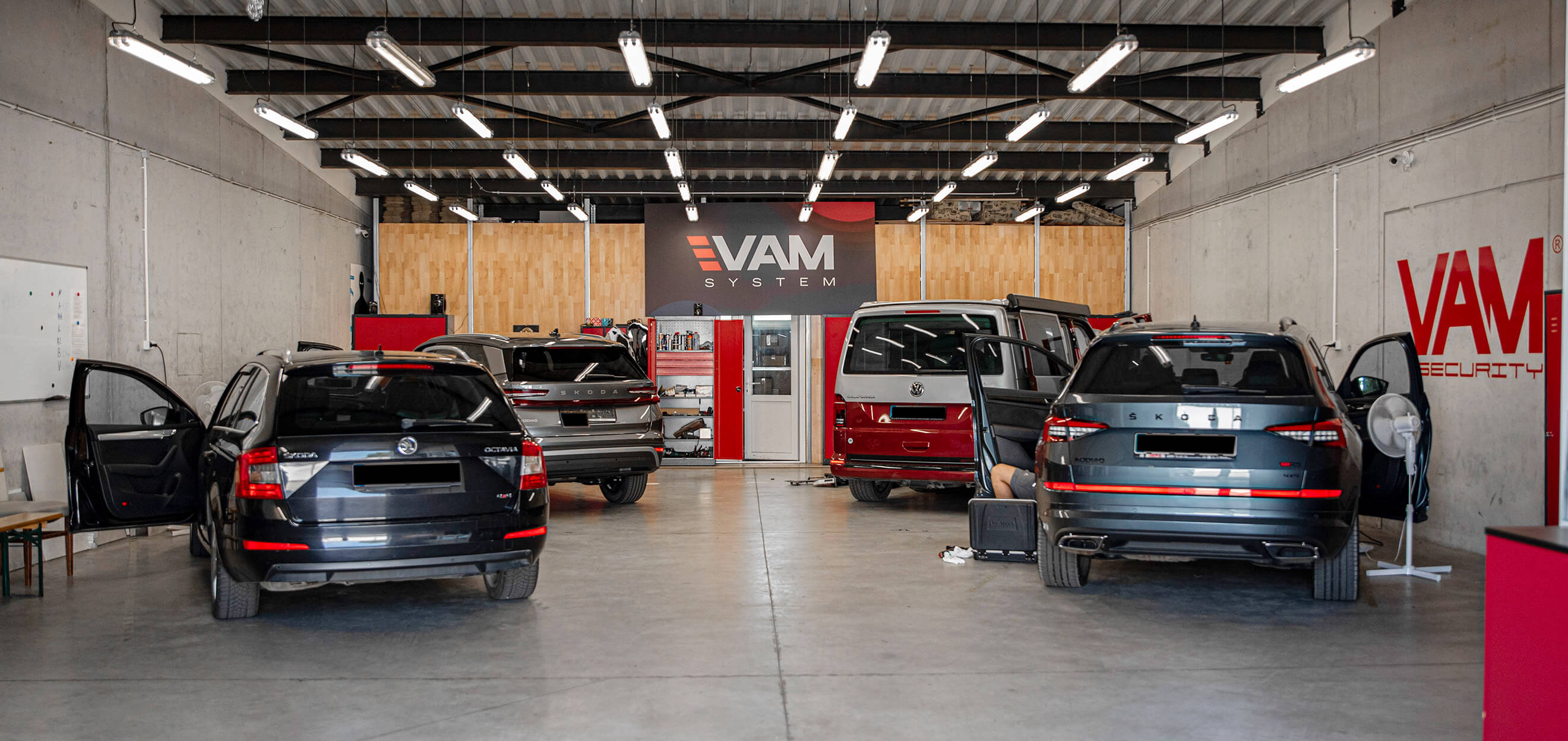 Contact slider image