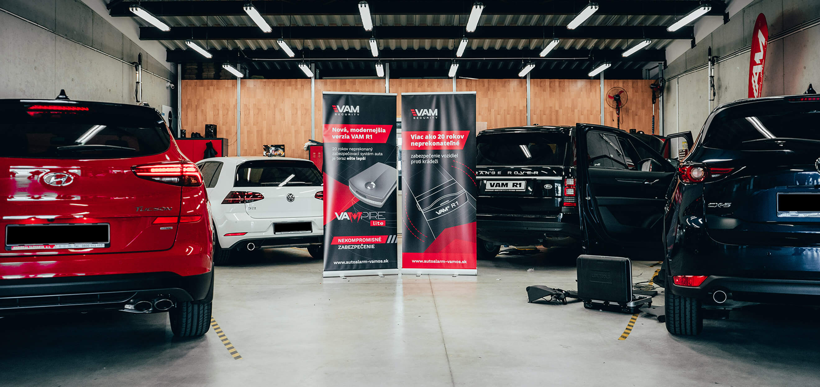 Contact slider image